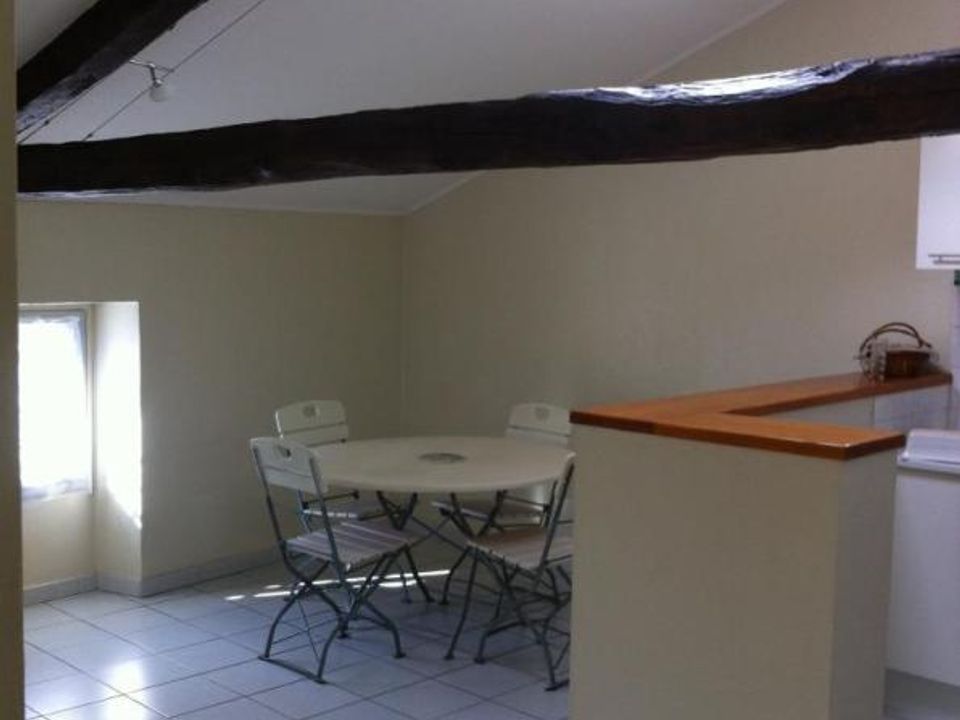 Lejlighed i Cahors, Lot - foto 1
