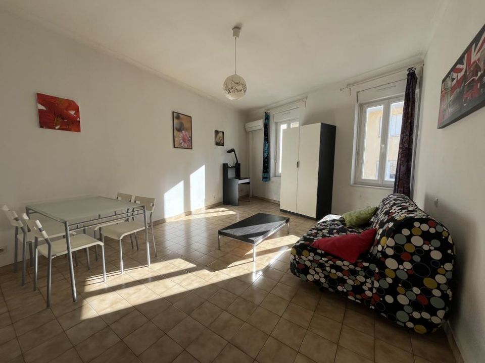 Lejlighed i Nimes, Gard - foto 1