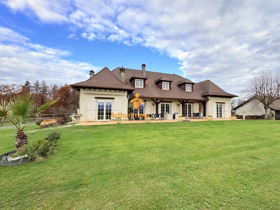 Villa i Tarbes, Hautes-Pyrenees - foto 1