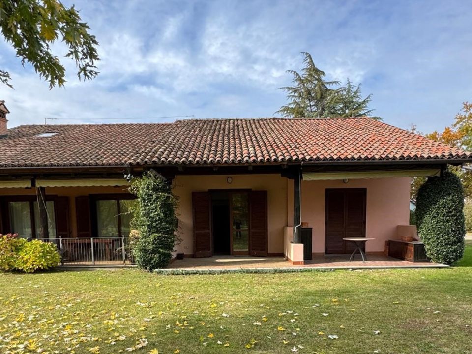 Rækkehus i Cherasco, Cuneo - foto 1