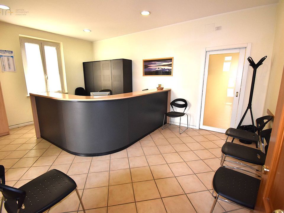 Propiedad comercial en San Benedetto Del Tronto, Ascoli Piceno - foto 1