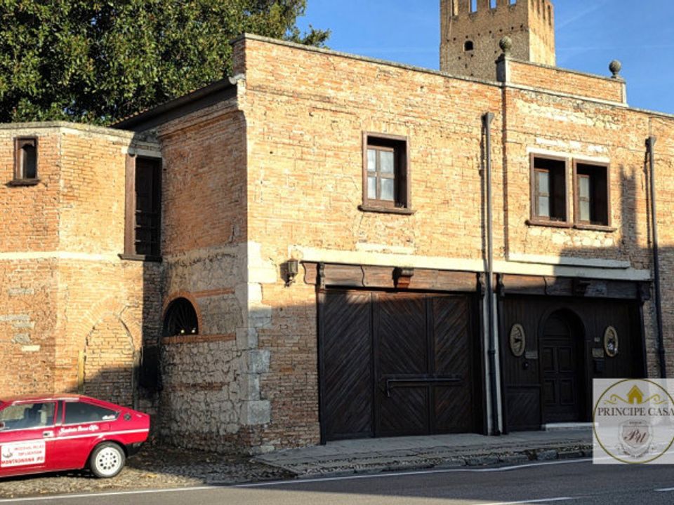 Erhvervsejendom i Montagnana, Padua - foto 1