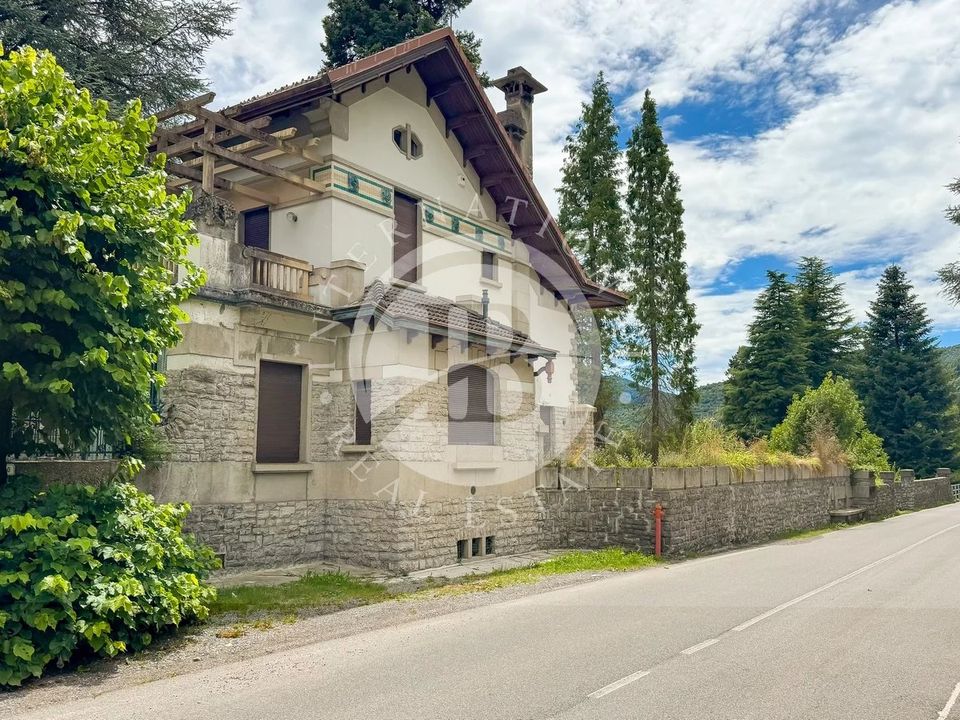 Villa i Alta Valle Intelvi, Como - foto 2
