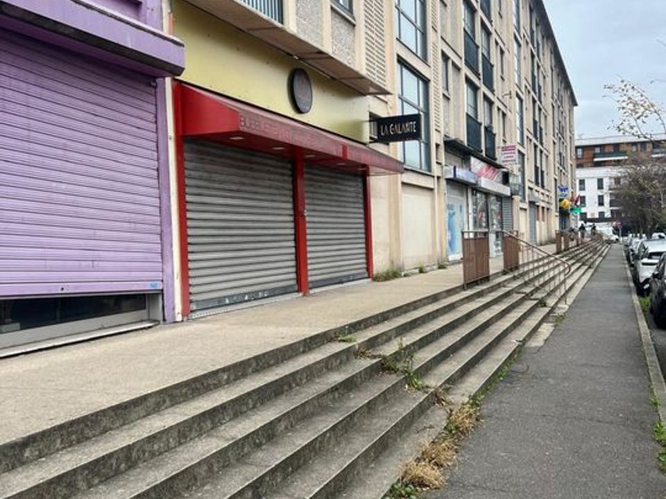Erhvervsejendom i Drancy, Seine-Saint-Denis - foto 3