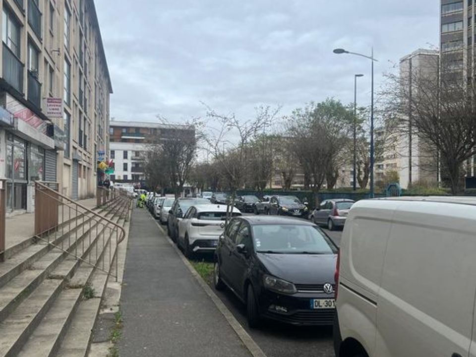 Erhvervsejendom i Drancy, Seine-Saint-Denis - foto 5