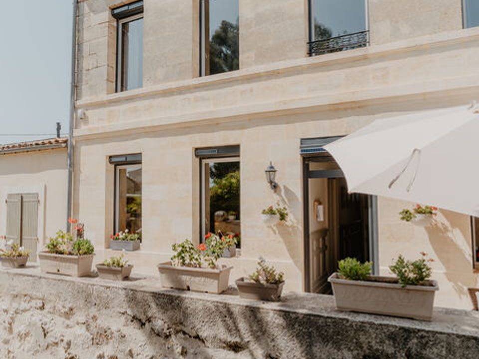 Villa en Pauillac, Gironde - foto 1