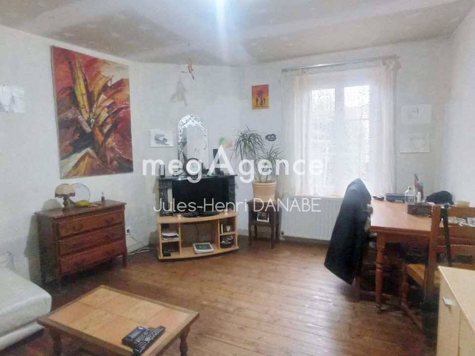 Lejlighed i Villeneuve-sur-Yonne, Yonne - foto 1