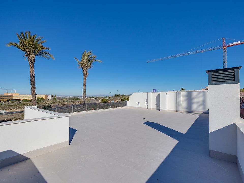 Villa - Torrevieja, Alicante - photo 5