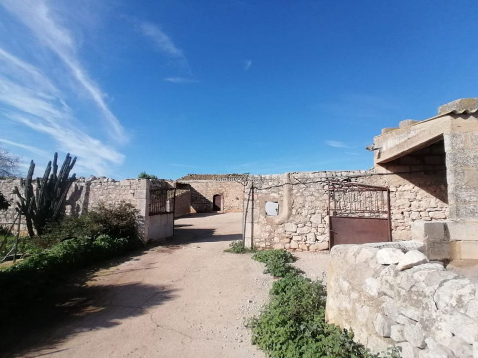 Hus på landet i Comiso, Ragusa - foto 5