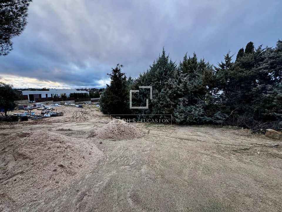 Helårsgrund i Boadilla Del Monte, Madrid - foto 1