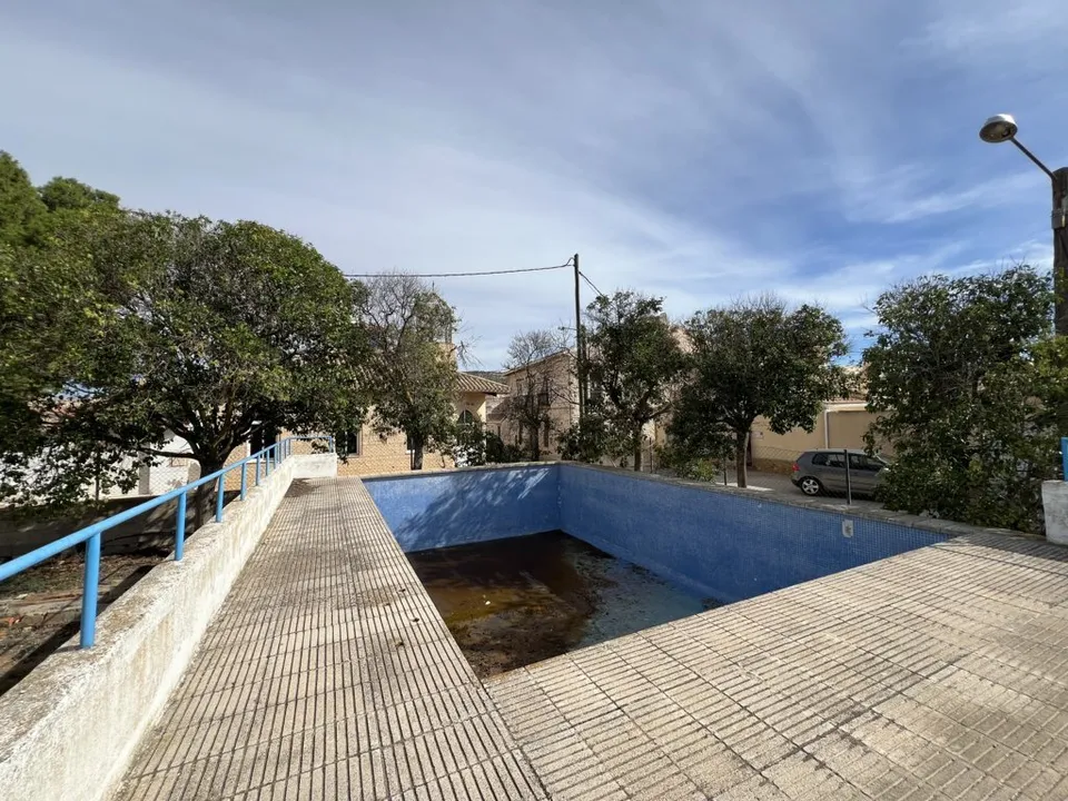 Helårsgrund i Pinoso, Alicante - foto 1