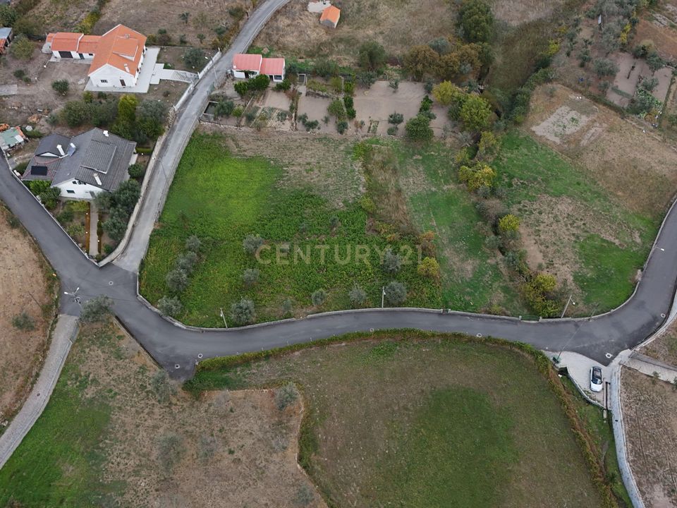 Helårsgrund i Aldeias e Mangualde da Serra, Guarda - foto 2