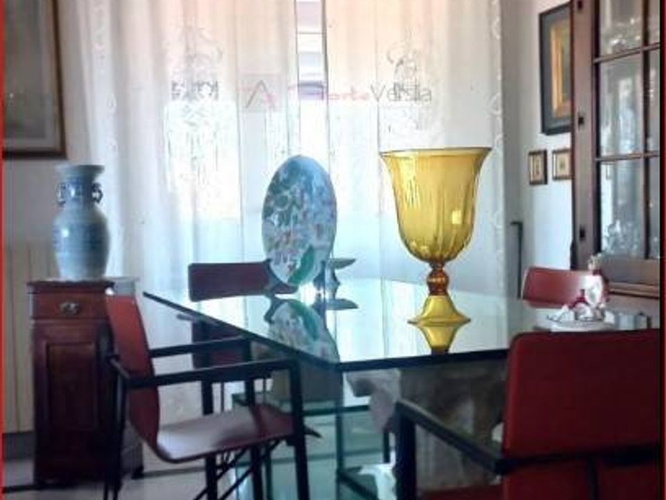 Lejlighed i Carrara, Massa and Carrara - foto 5