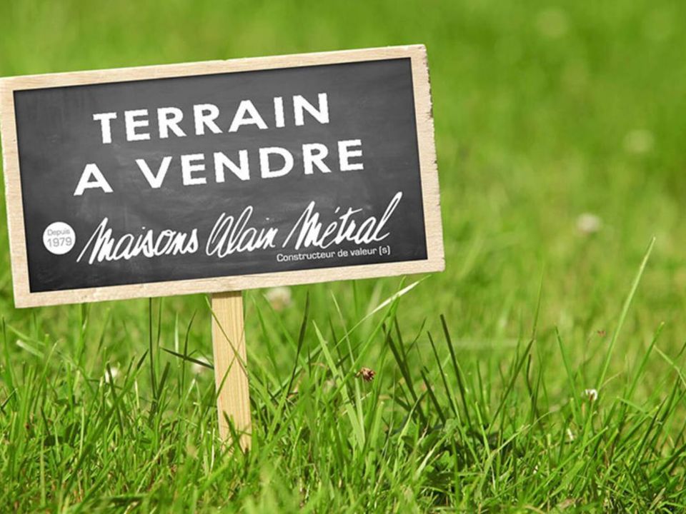 Helårsgrund i Chassieu, Rhone - foto 1