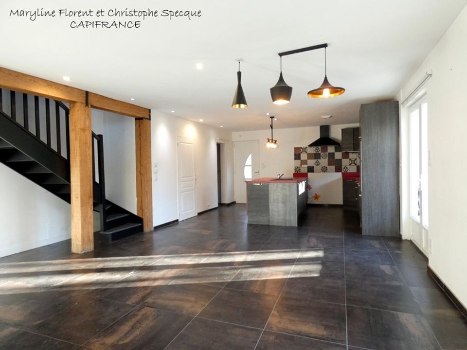 Villa i Saint-Bonnet-Pres-Orcival, Puy-de-Dome - foto 3