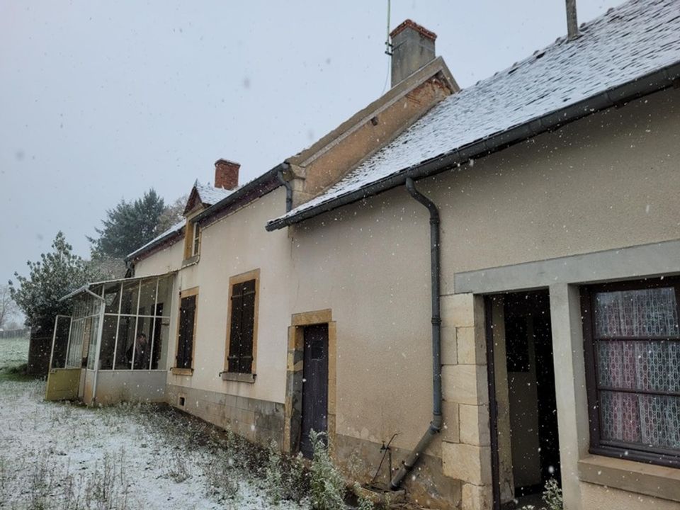 Landsbyhus i Ainay-le-Château, Allier - foto 1