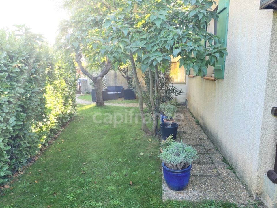 Villa i Volx, Alpes-de-Haute-Provence - foto 2