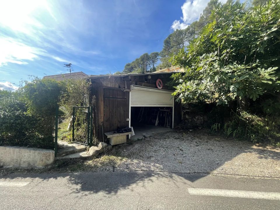 Garage in Contes, Alpes-Maritimes - photo 3