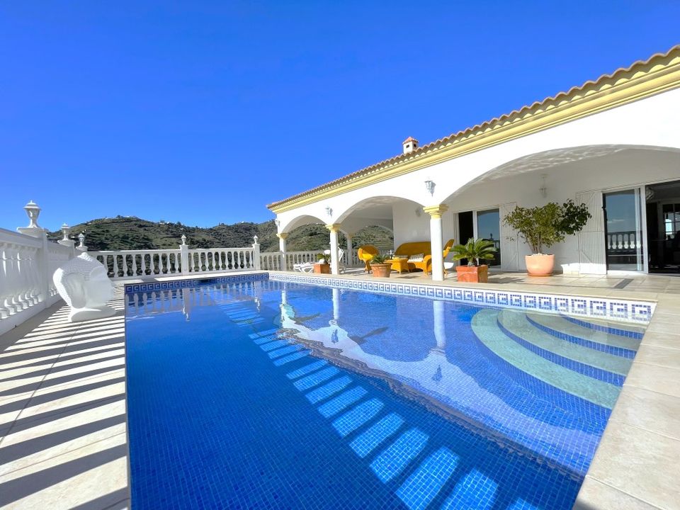 Villa i Torrox, Malaga - foto 2