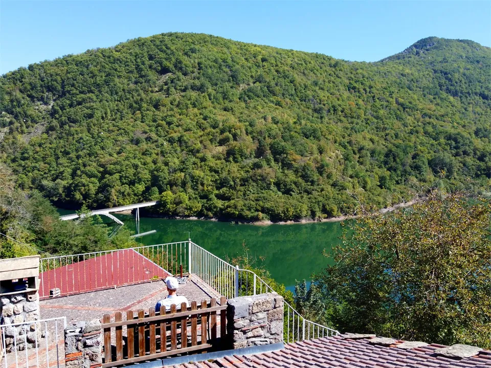 Villa i Vagli Sotto, Lucca - bilde 1