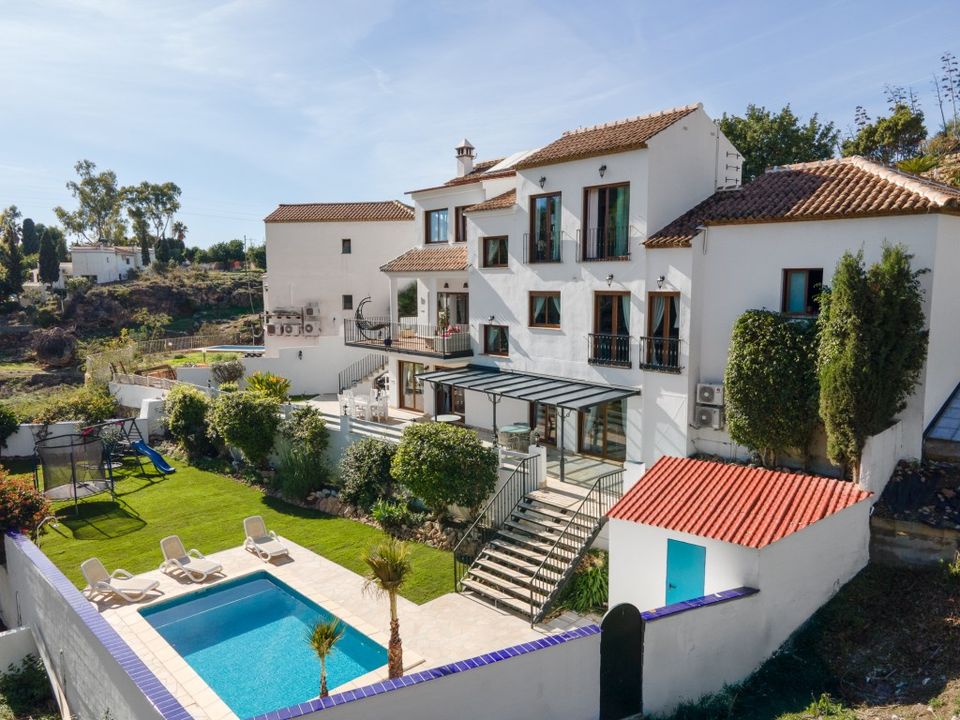 Villa i Nerja, Malaga - foto 1