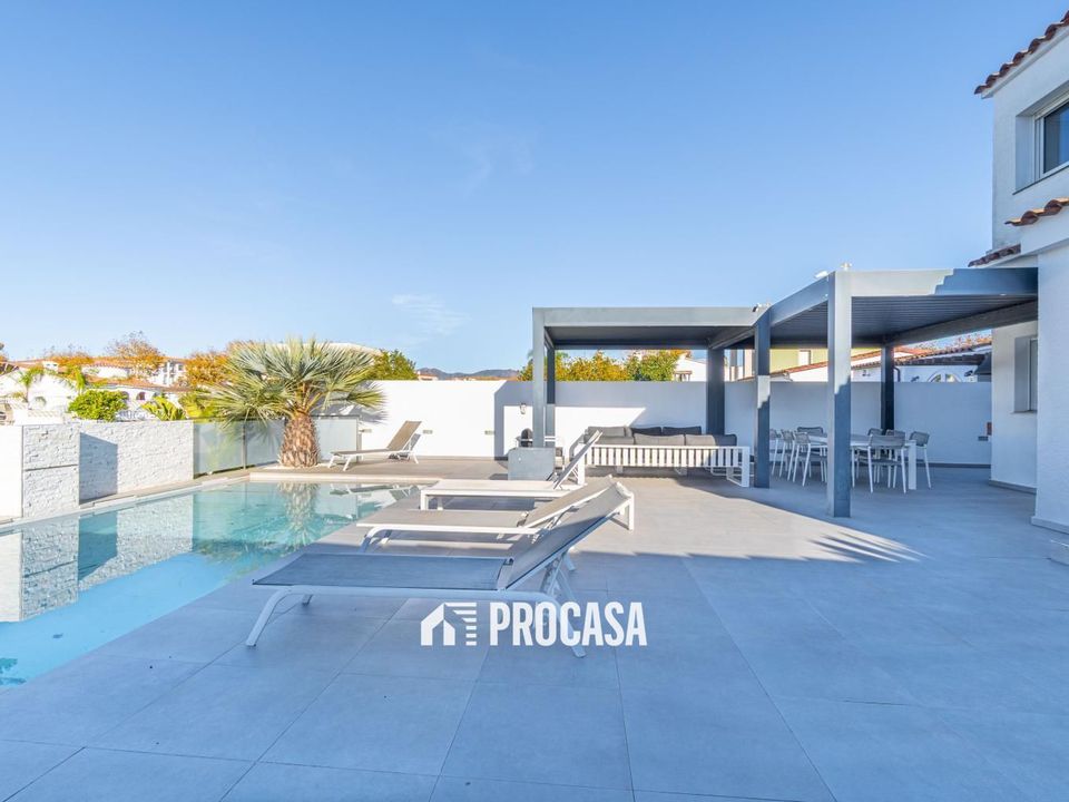 Villa i Empuriabrava, Gerona - foto 3