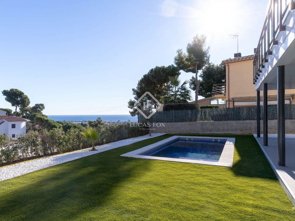 Villa i Cabrils, Barcelona - foto 1