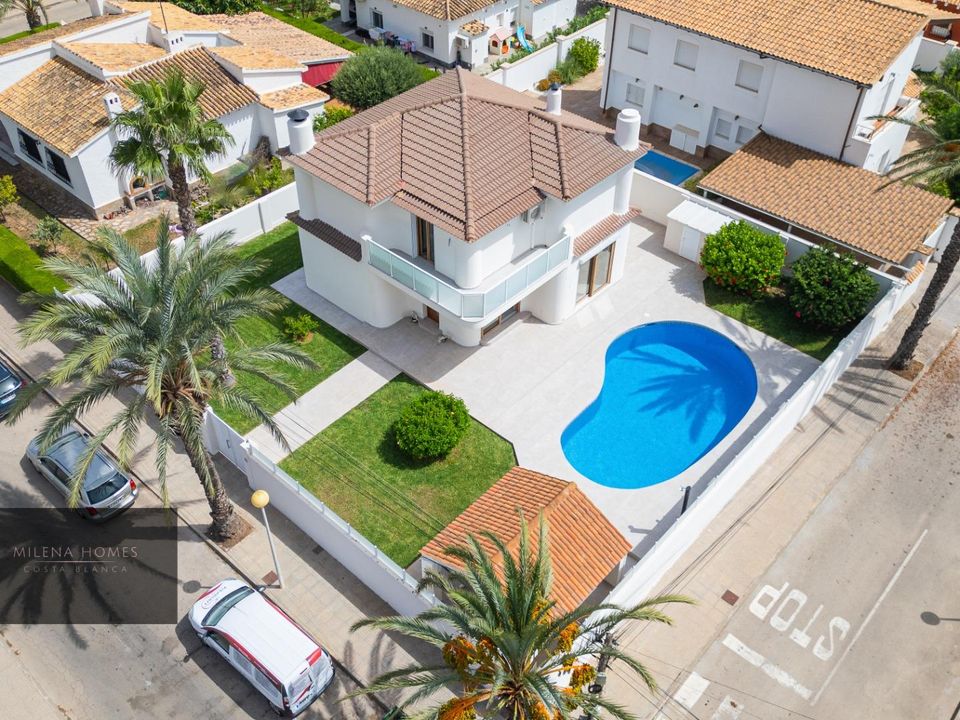 Villa i Cabo Roig, Alicante - foto 1