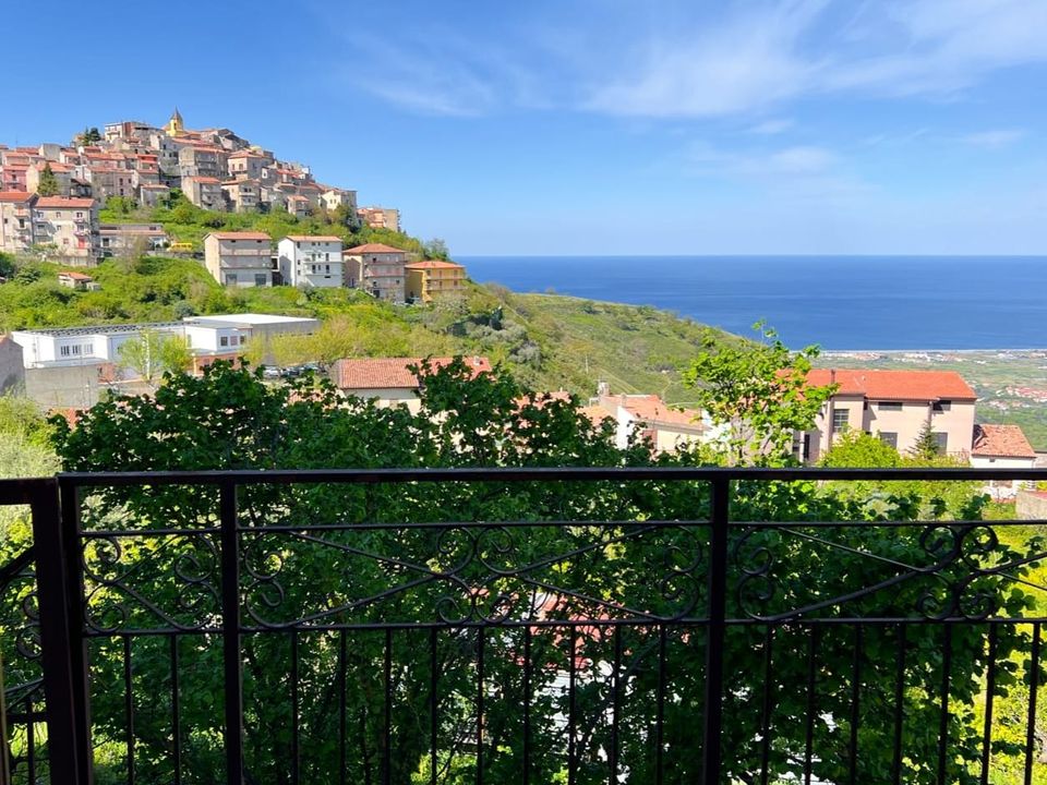Landsbyhus i Grisolia, Cosenza - foto 1