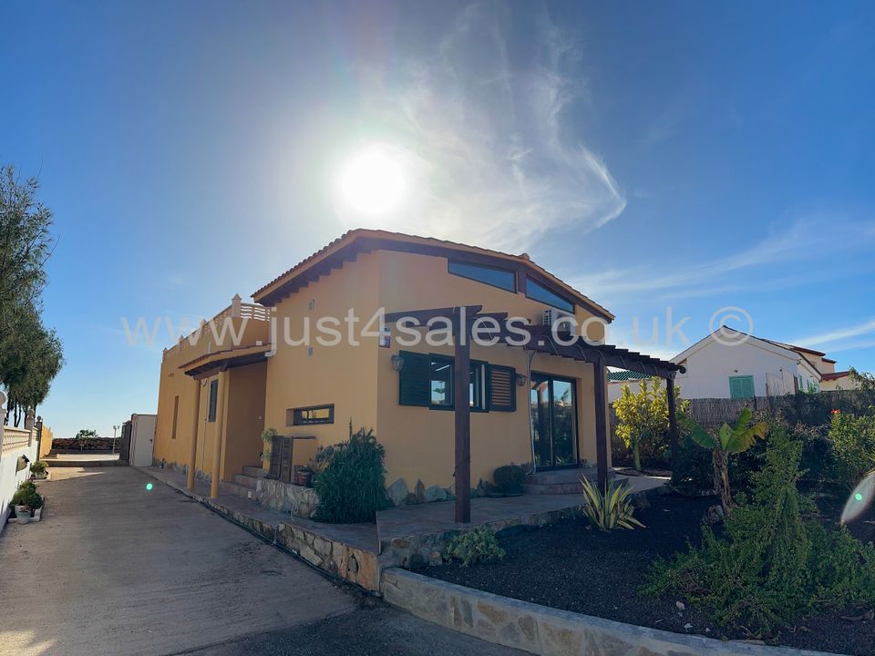 Villa em Triquivijate, Fuerteventura - foto 1