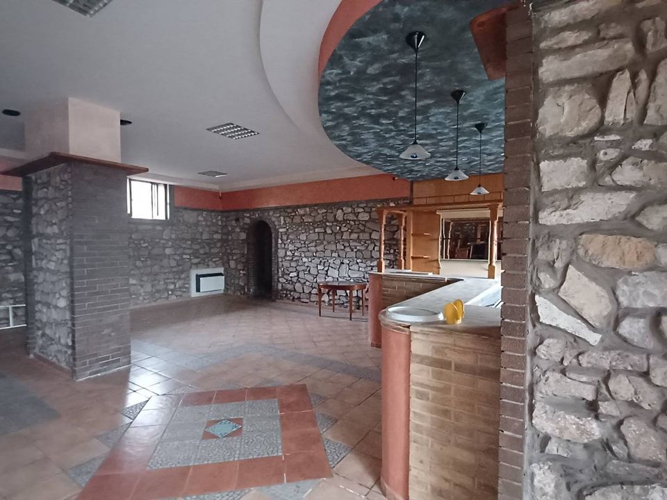 Erhvervsejendom i Amaseno, Frosinone - foto 1