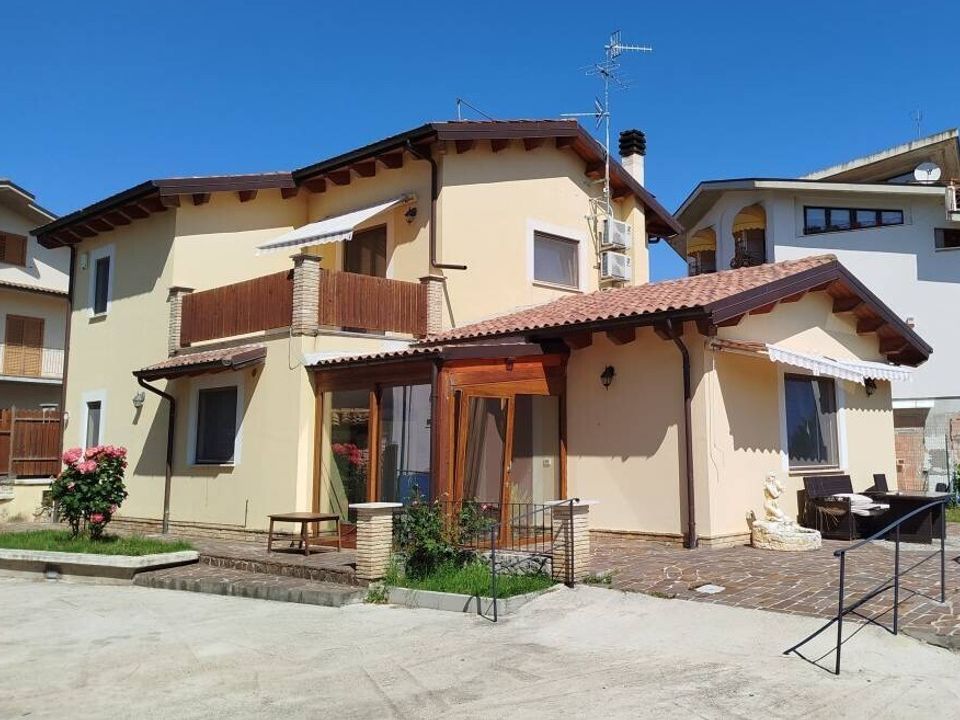Villa i San Martino sulla Marrucina, Chieti - foto 1