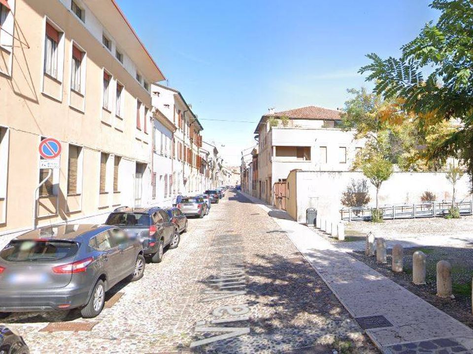 Parkeringsplads i Mantua, Mantua - foto 1