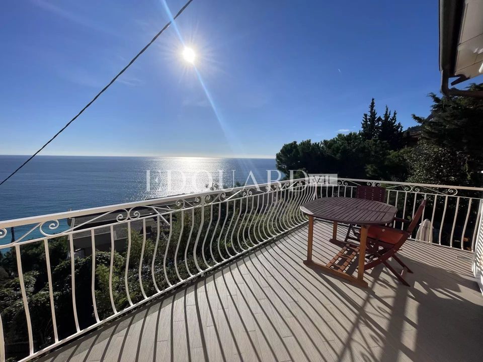 Lejlighed i Roquebrune-Cap-Martin, Alpes-Maritimes - foto 1