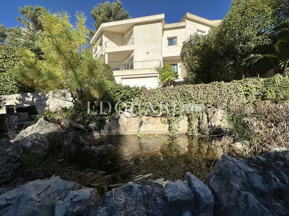Villa i Roquebrune-Cap-Martin, Alpes-Maritimes - foto 1