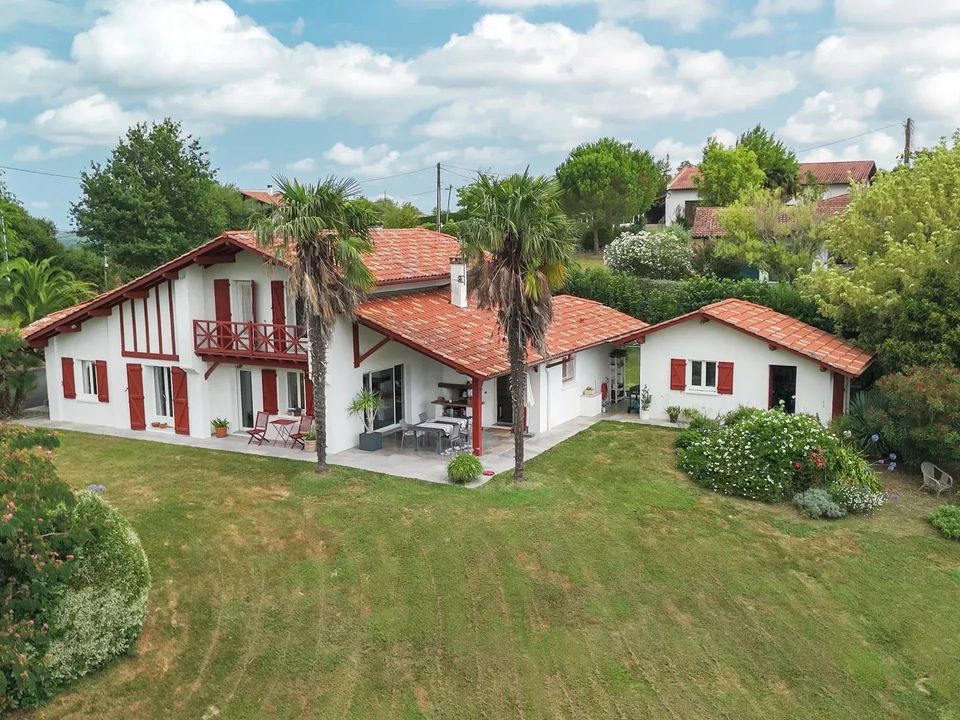 Villa i Briscous, Pyrenees-Atlantiques - foto 2