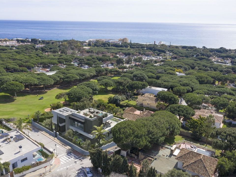 Villa i Cabopino, Malaga - foto 1
