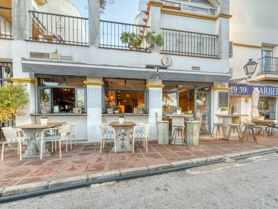 Erhvervsejendom i San Pedro de Alcantara, Malaga - foto 3