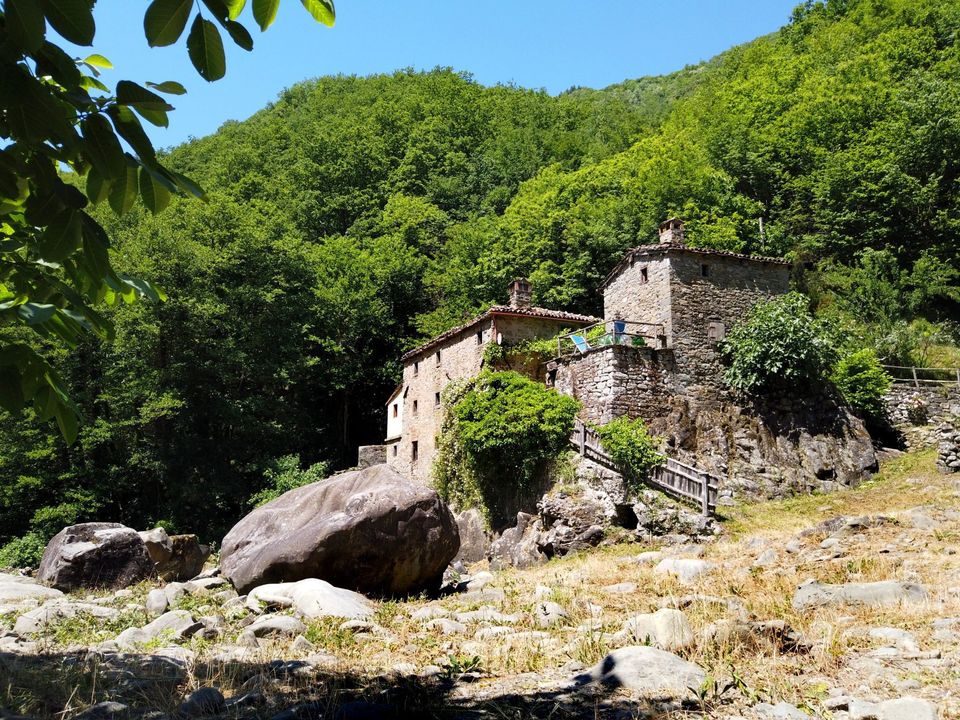 Villa i Pieve Fosciana, Lucca - bilde 1