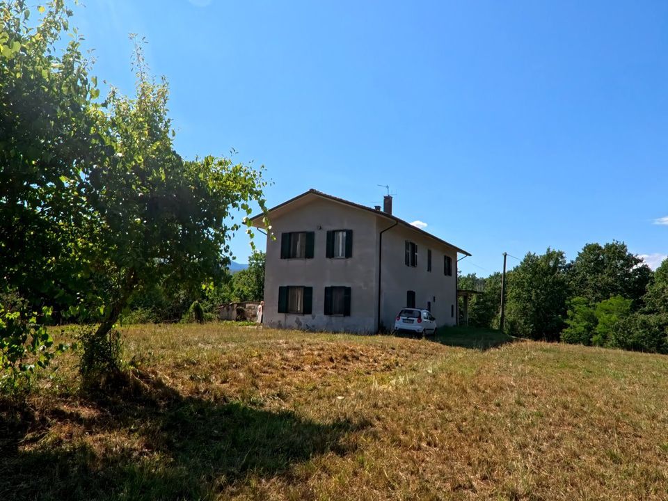 Villa i Licciana Nardi, Massa and Carrara - foto 1