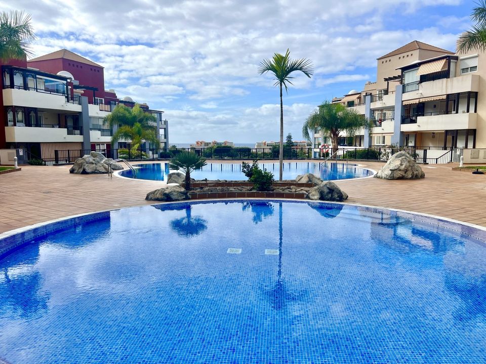 Lejlighed i Playa De Los Cristianos, Tenerife - foto 1