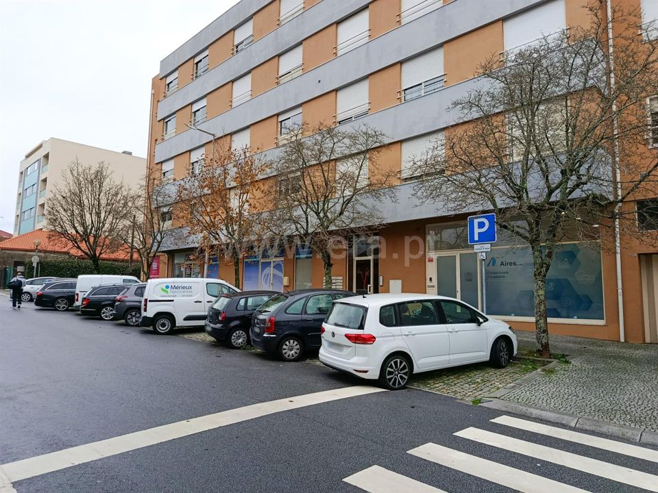 Erhvervsejendom i Maia, Porto - foto 3