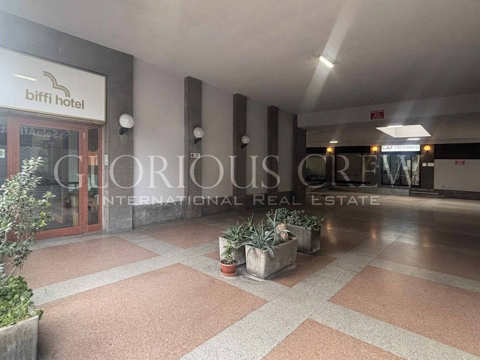 Erhvervsejendom i Seregno, Monza and Brianza - foto 4