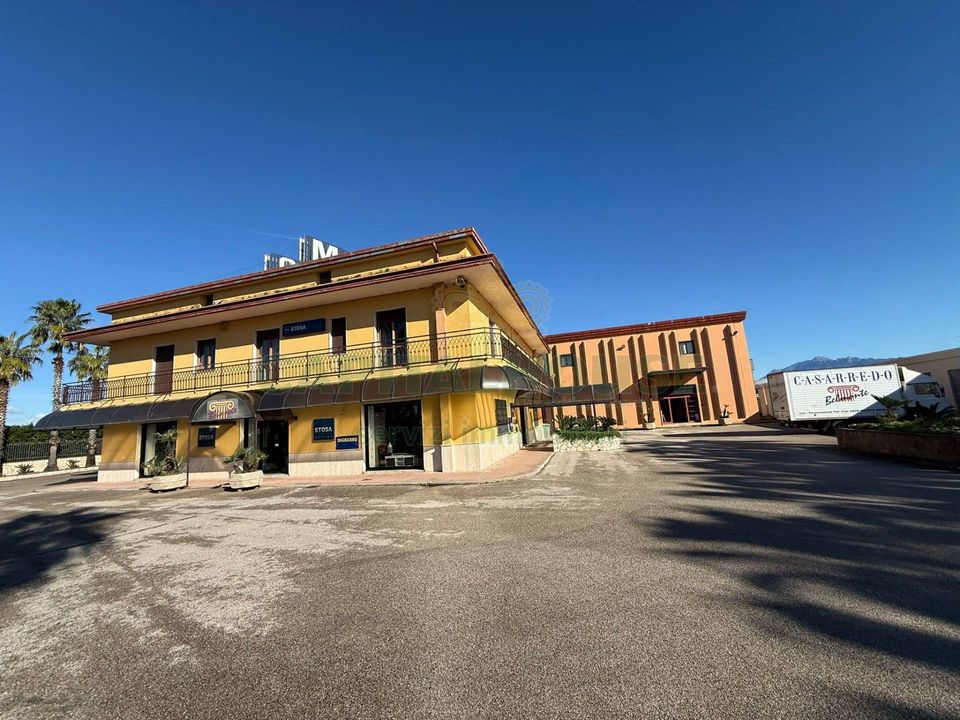 Erhvervsejendom i Eboli, Salerno - foto 3