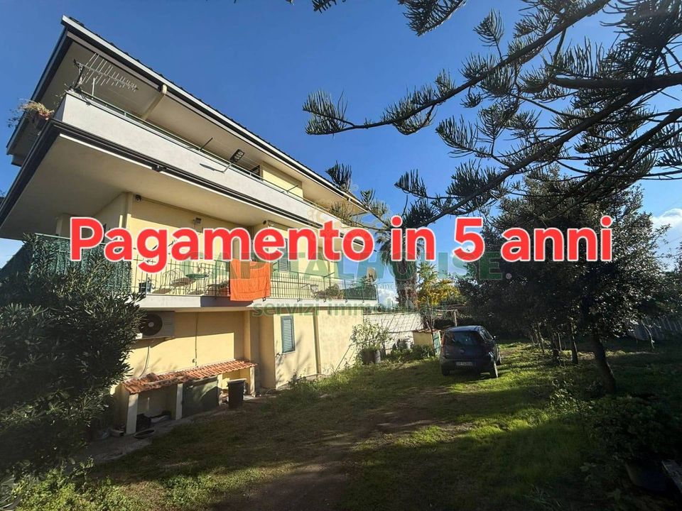 Villa - Eboli, Salerno - photo 1
