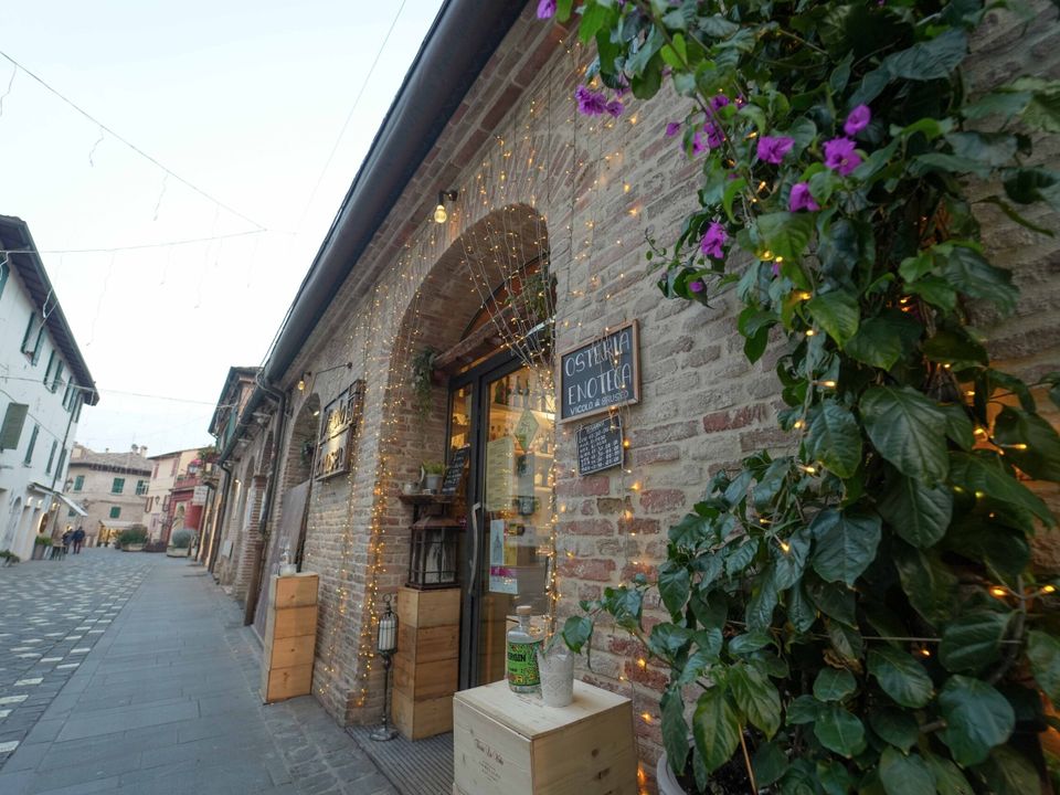 Erhvervsejendom i Santarcangelo Di Romagna, Rimini - foto 3
