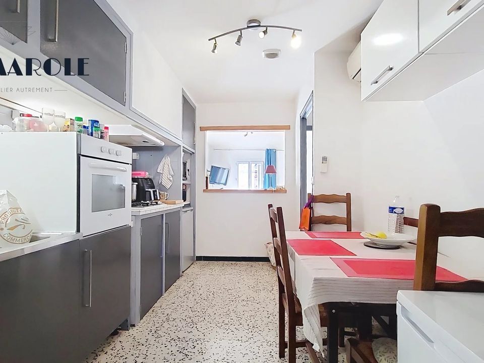 Apartment in Rivesaltes, Pyrenees-Orientales - photo 4