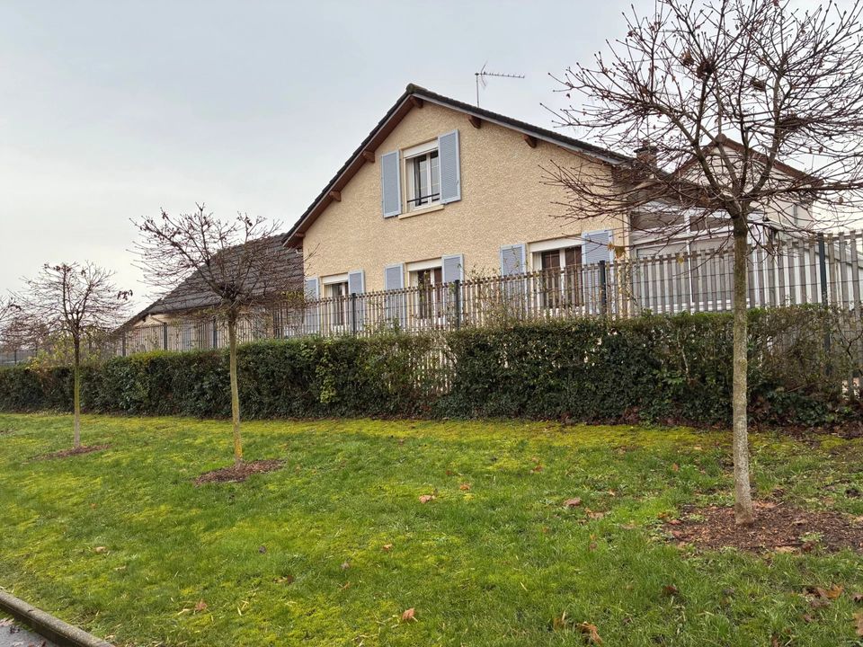 Villa i Le Breuil, Saone-et-Loire - foto 1