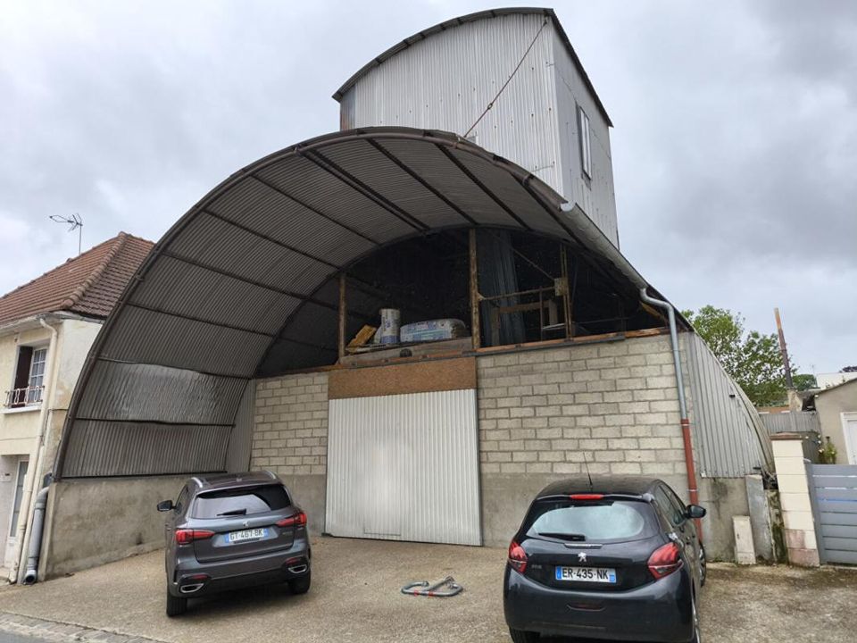 Erhvervsejendom i Charly-Sur-Marne, Aisne - foto 1