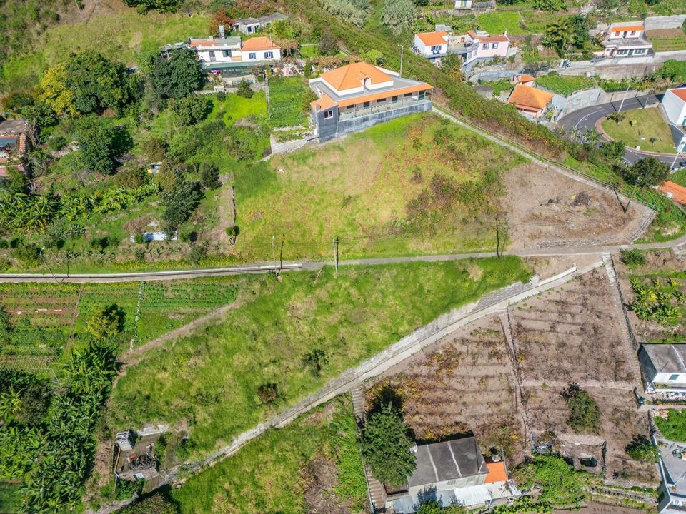 Helårsgrund i Camara de Lobos, Madeira - foto 2